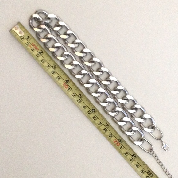 Chunky Silver Link Necklace - Picture 3 of 4